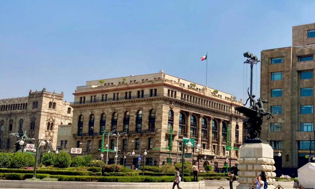 Banco de México aumenta la tasa de interés