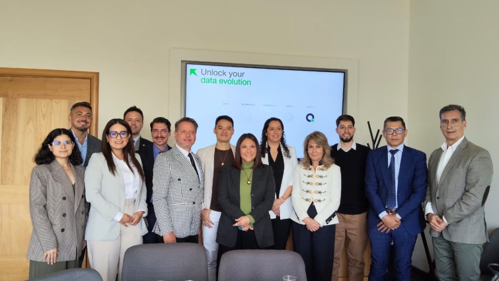 Desayuno Empresarial BRATUS & Quales